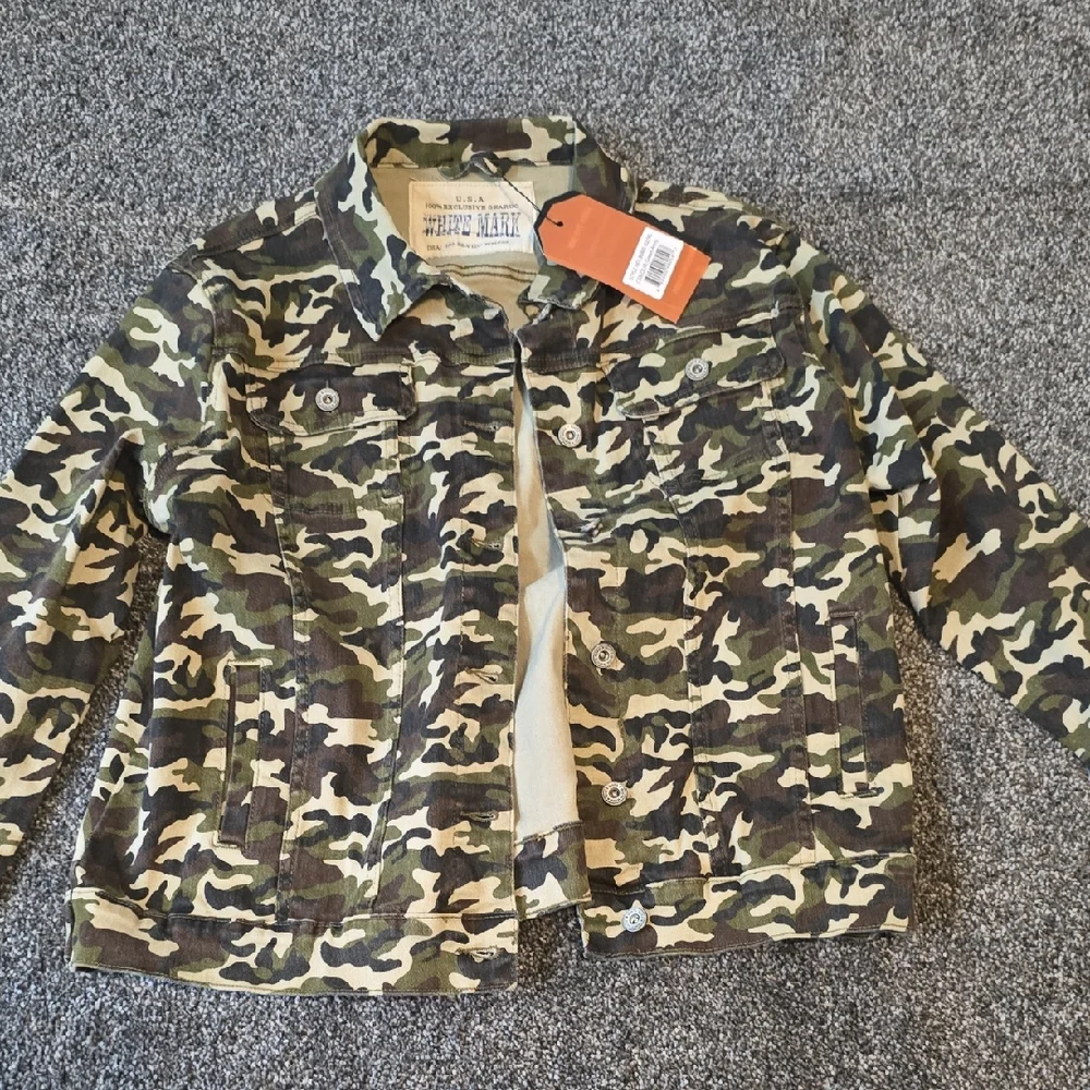 Camouflage Jean Jacket - Picture 2 of 6